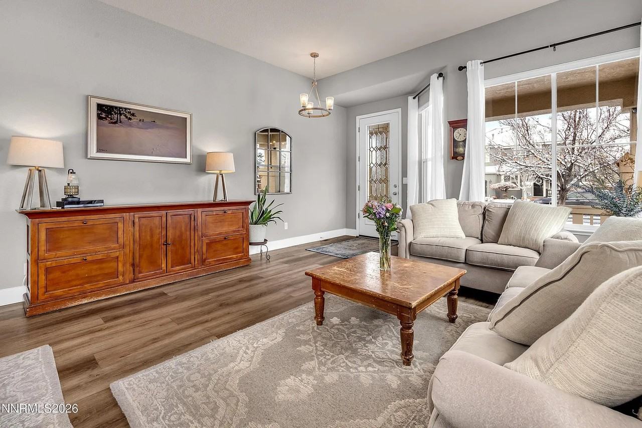 2725 Decoy Dr #NA - Photo 7 of 32