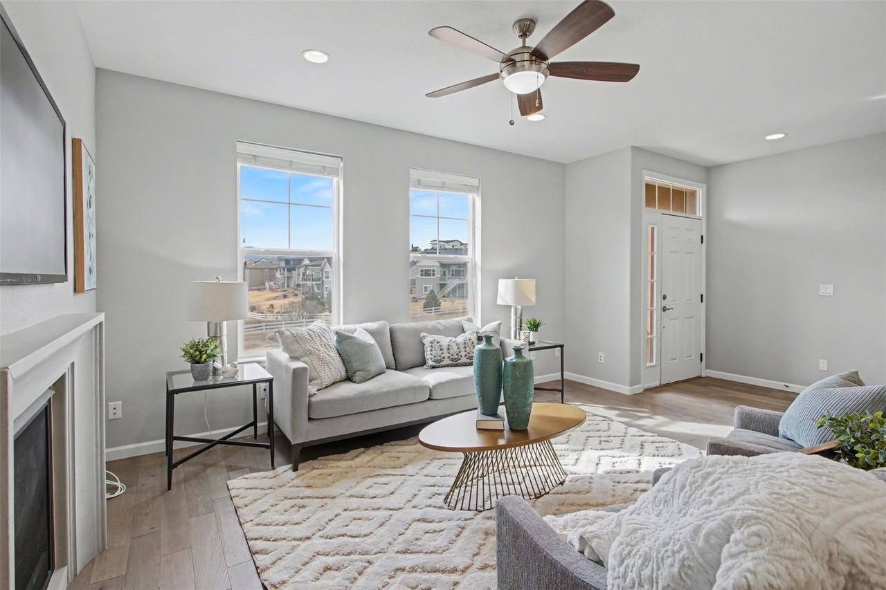 1338 Promontory Bluff Vw - Photo 3 of 25