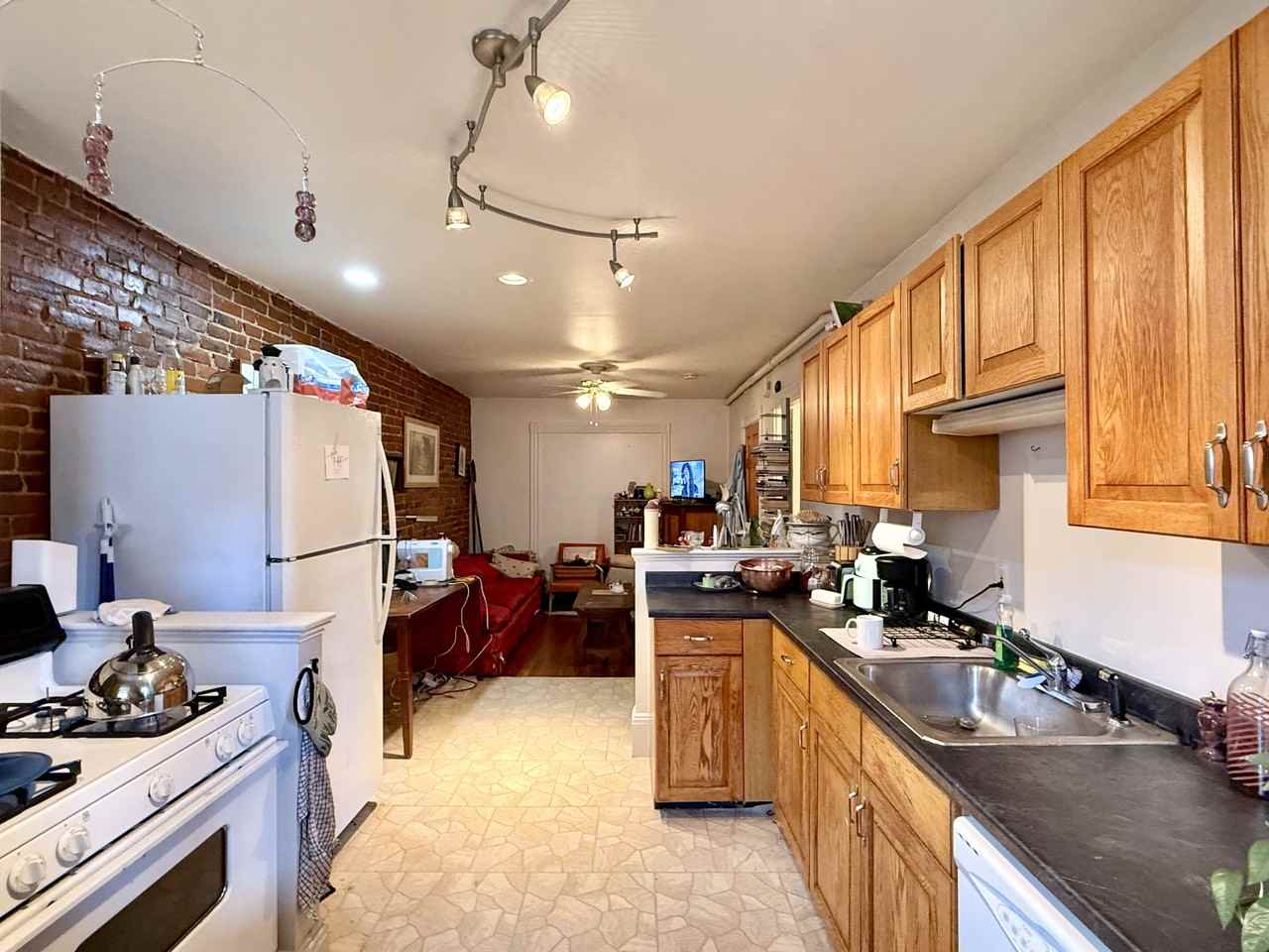 4 Mead St #1A - Photo 4 of 11
