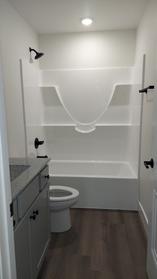 503 Eagle St #503 - Photo 2 of 11