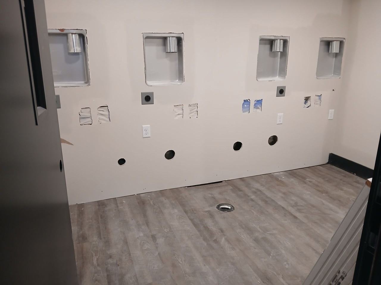 Del Rey Apartments - Photo 7 of 14
