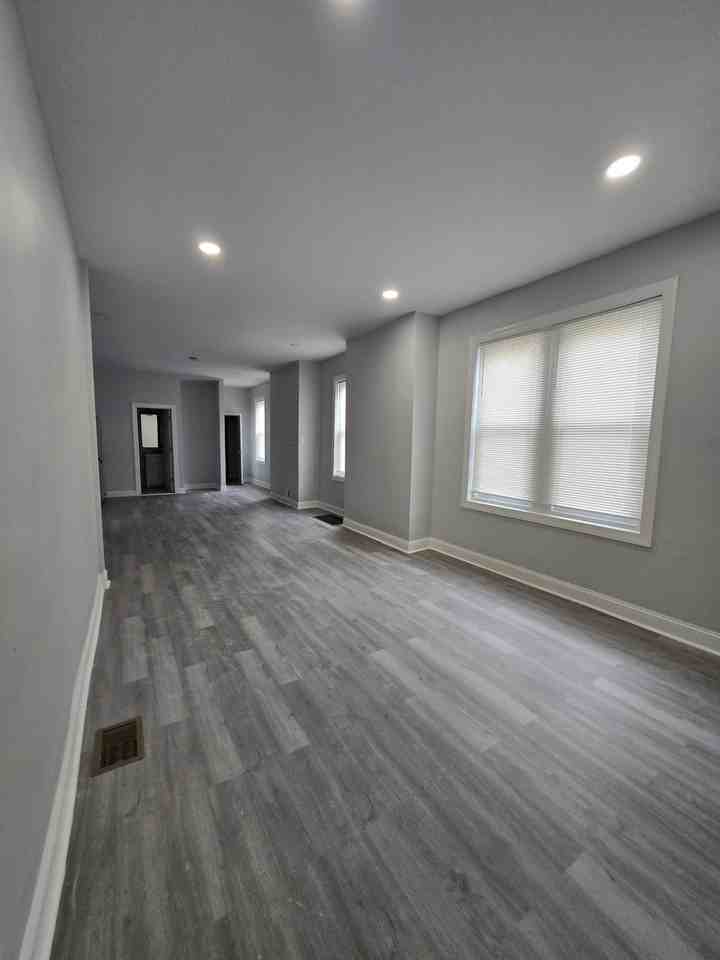 3570 Salmon St #NA - Photo 6 of 33