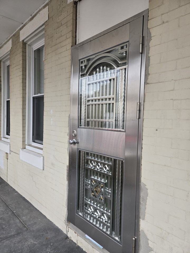 3568 Salmon St #NA - Photo 2 of 26