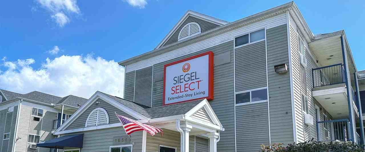 1656 Wells Road - Photo 7 of 8