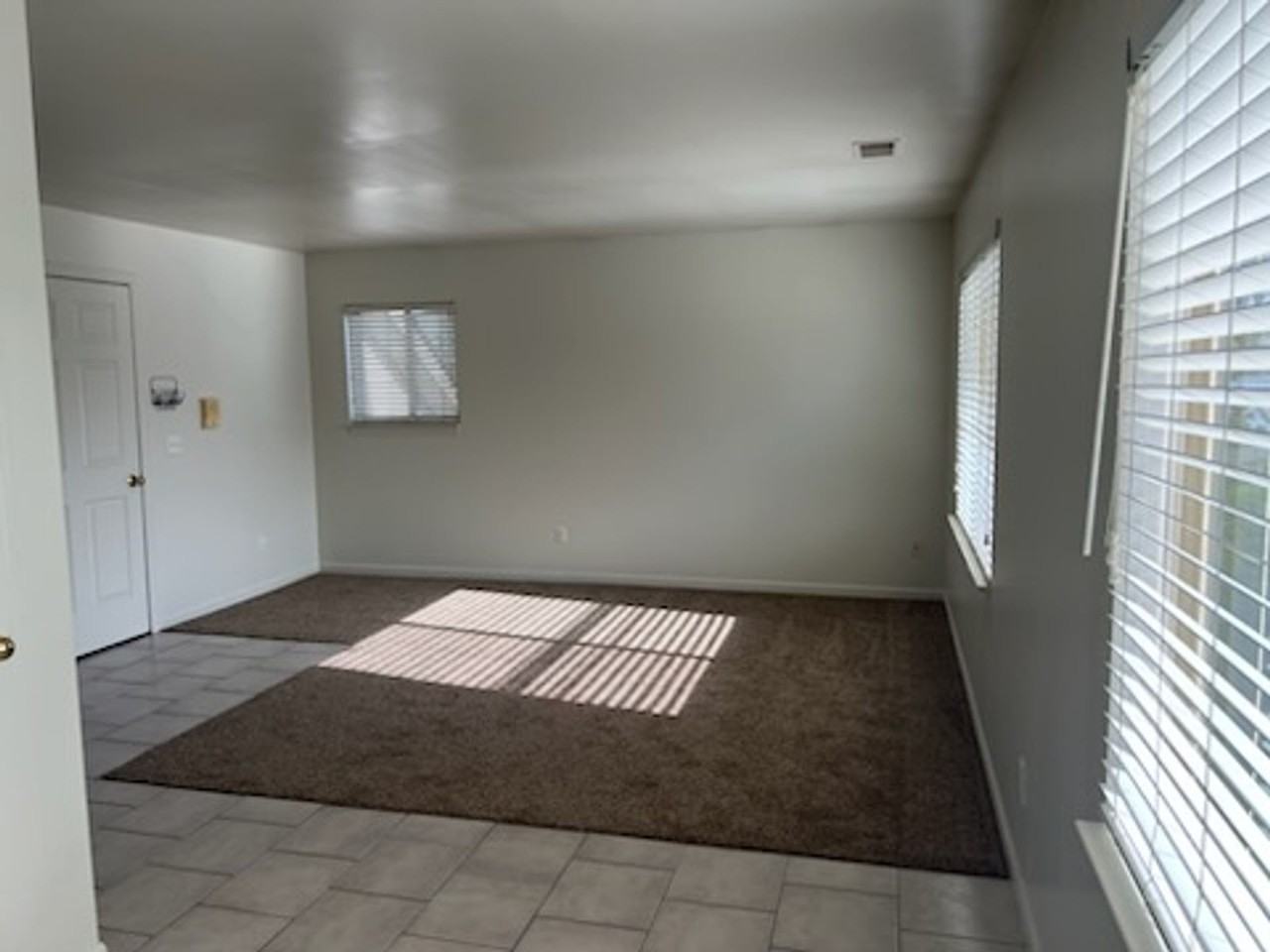 Roseville 8 Unit - Photo 2 of 8