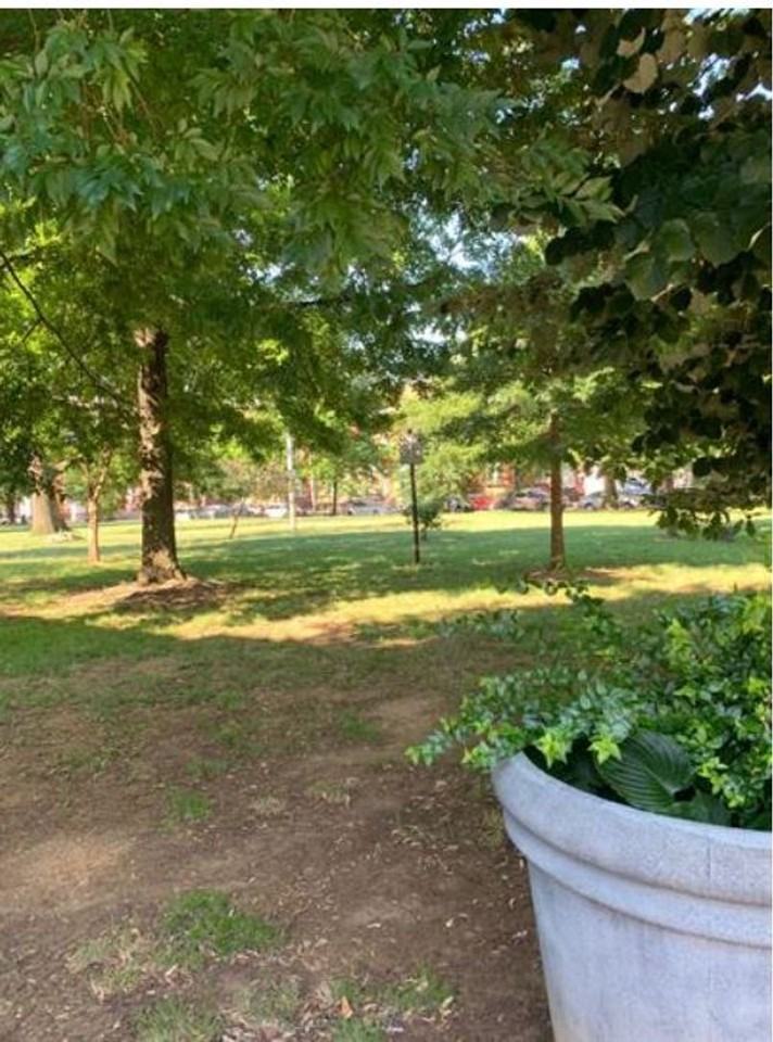 2314 Hunter St #1 - Photo 5 of 9