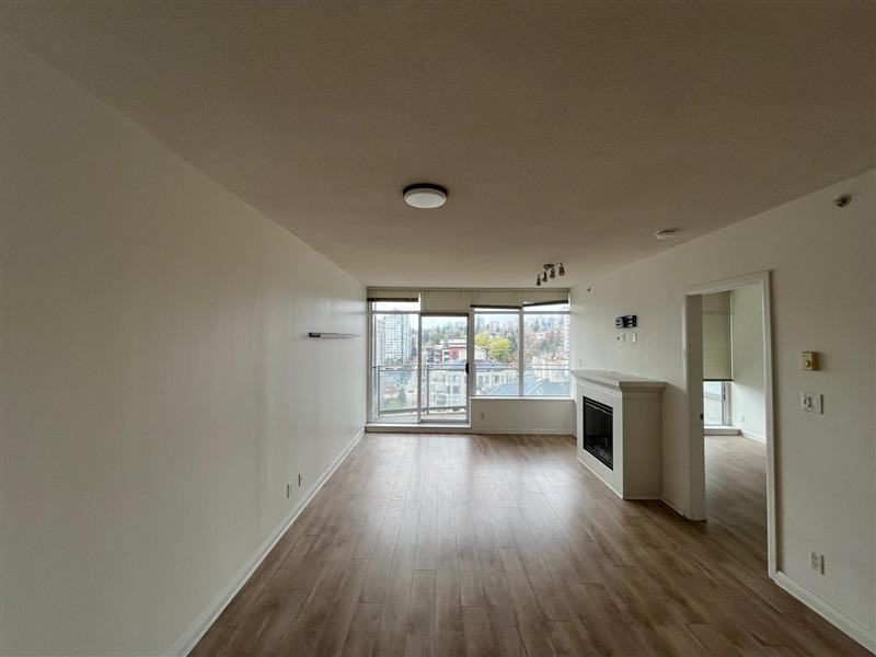 898 Carnarvon Street - Photo 2 of 5
