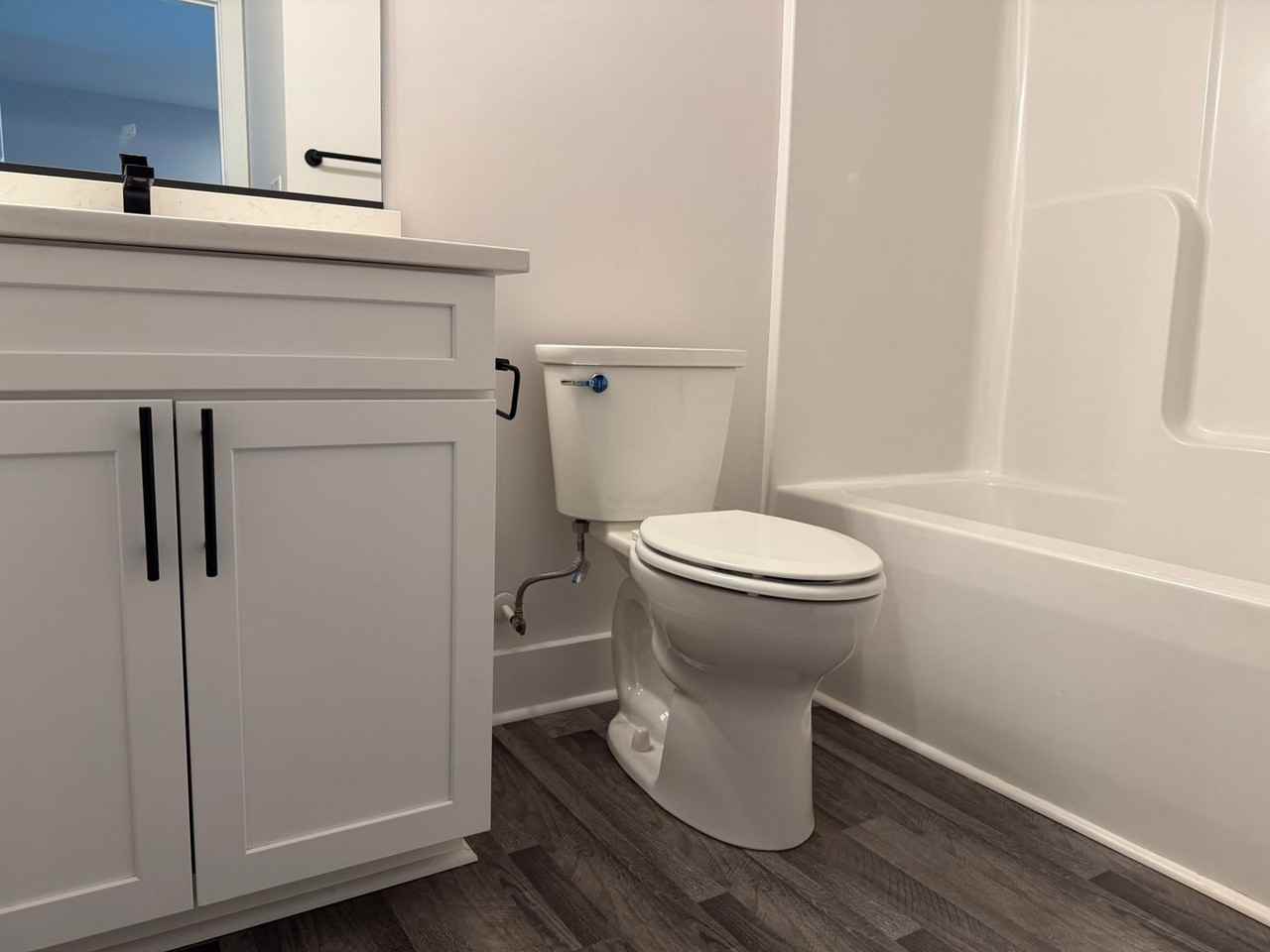 32 Allure Dr - Photo 7 of 24