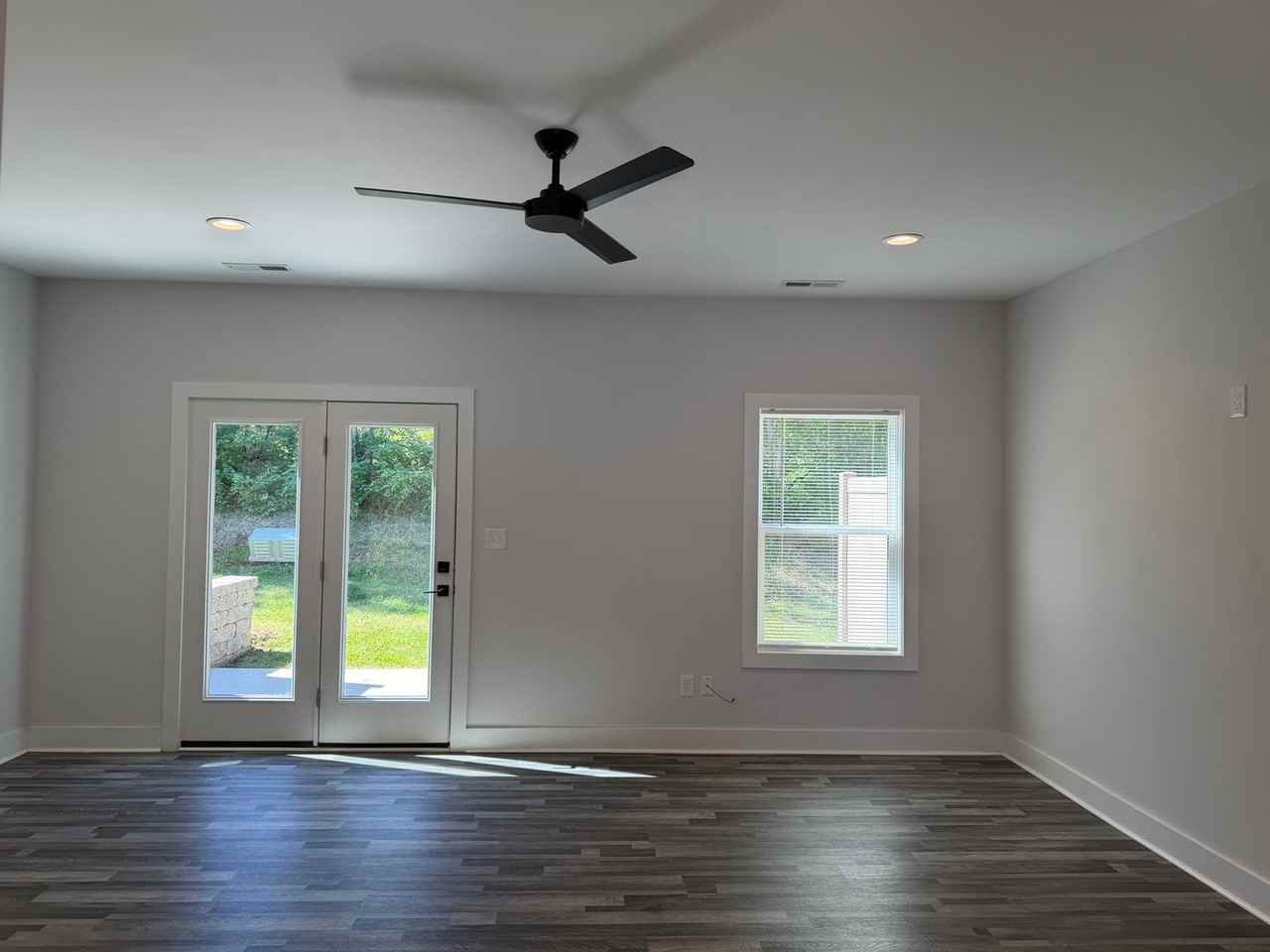 32 Allure Dr - Photo 5 of 24