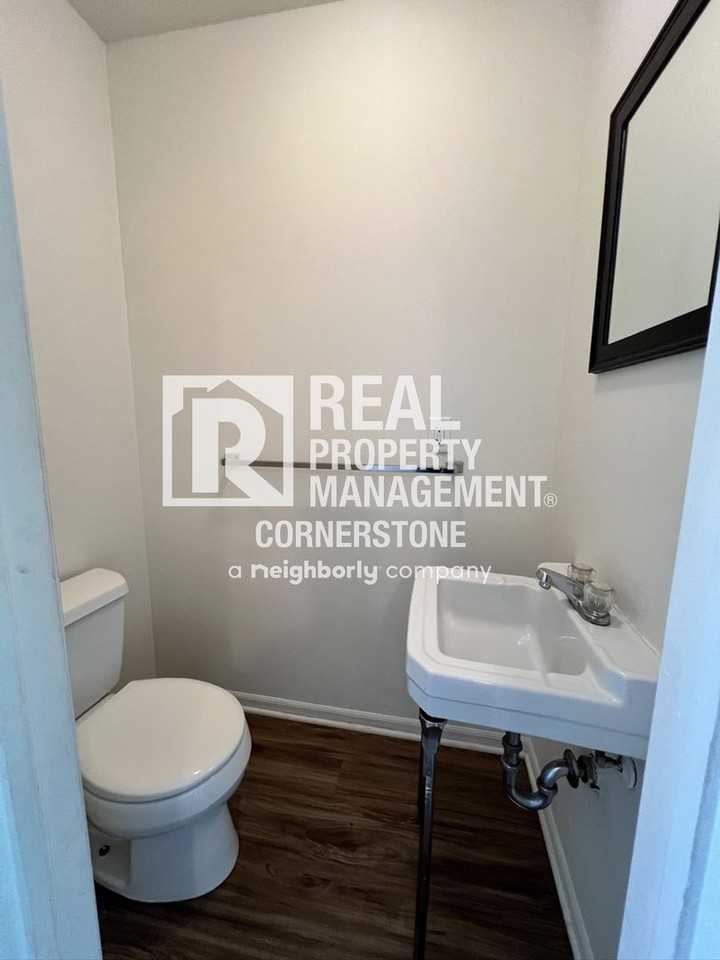 5735 E G Ave #4 - Photo 7 of 15
