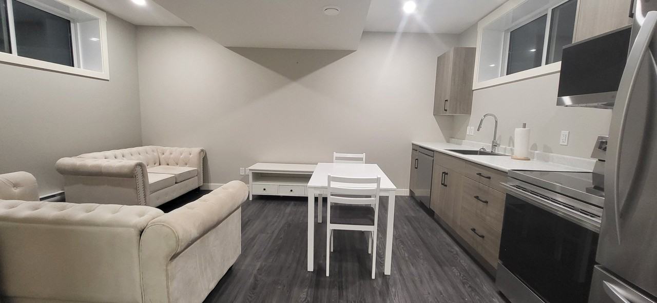 138 Greyeyes-Steele Way - Photo 7 of 16