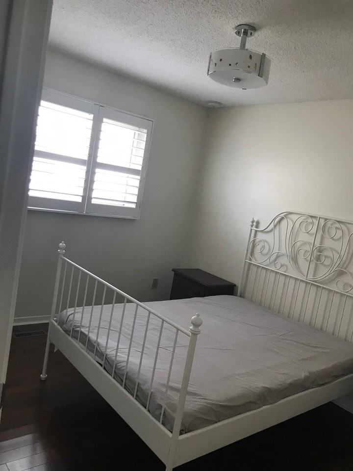 1585 Cuthbert Ave - Photo 2 of 6