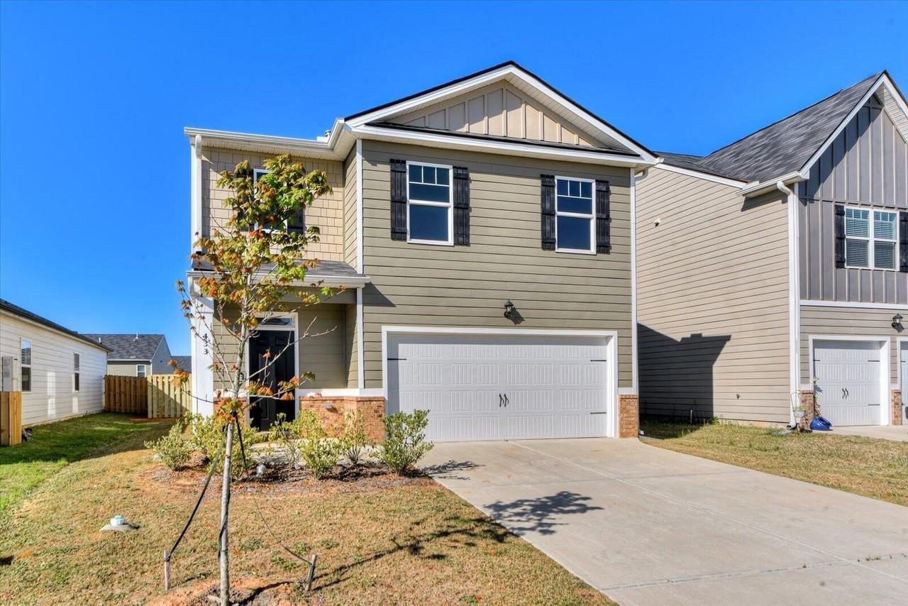 433 Whitby Ct - Photo 2 of 35