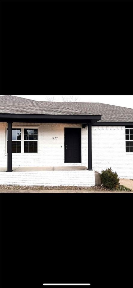 1977 W Deane St - Photo 6 of 16