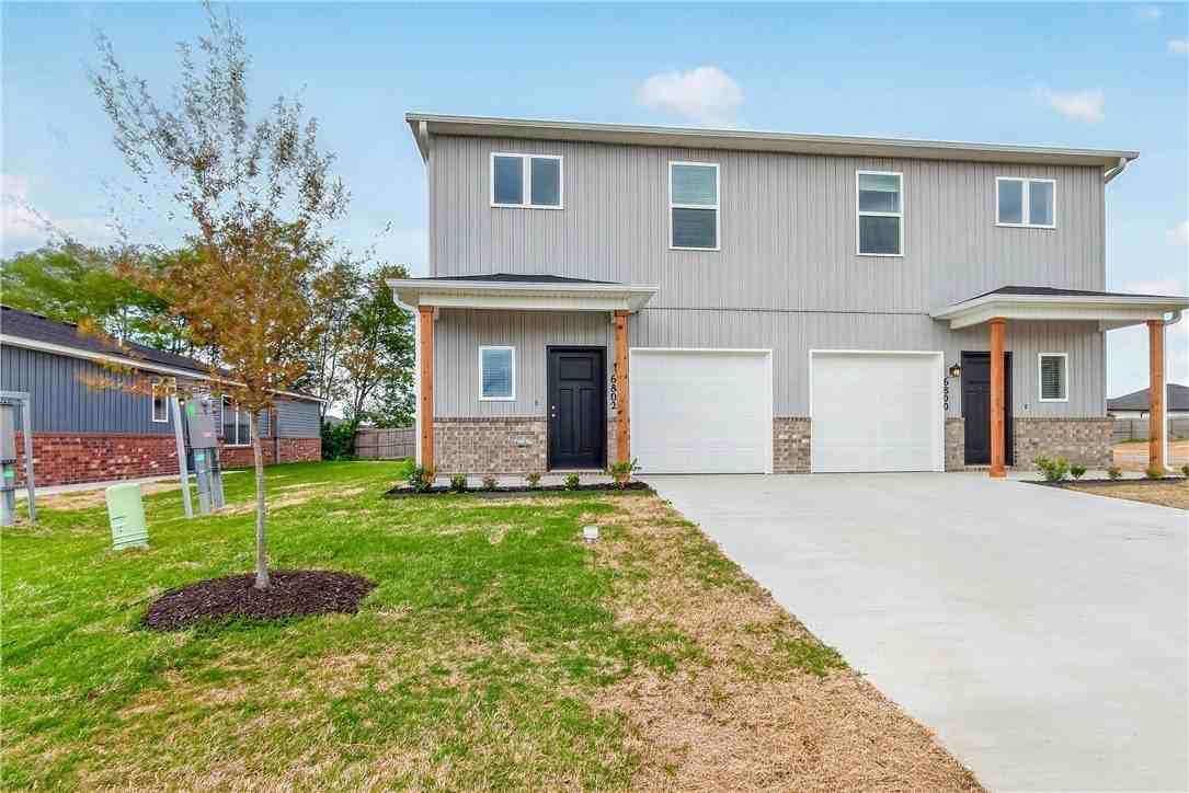 6802 Sw Dignity Ave - Photo 2 of 50