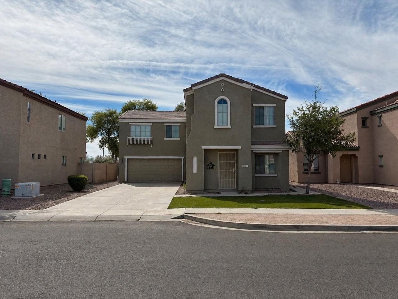 8337 W Hughes Dr