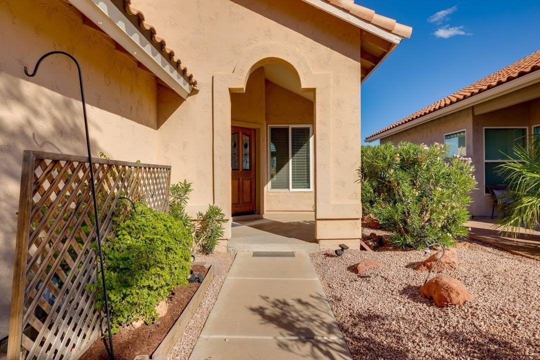 16439 S 34th Way - Photo 2 of 33