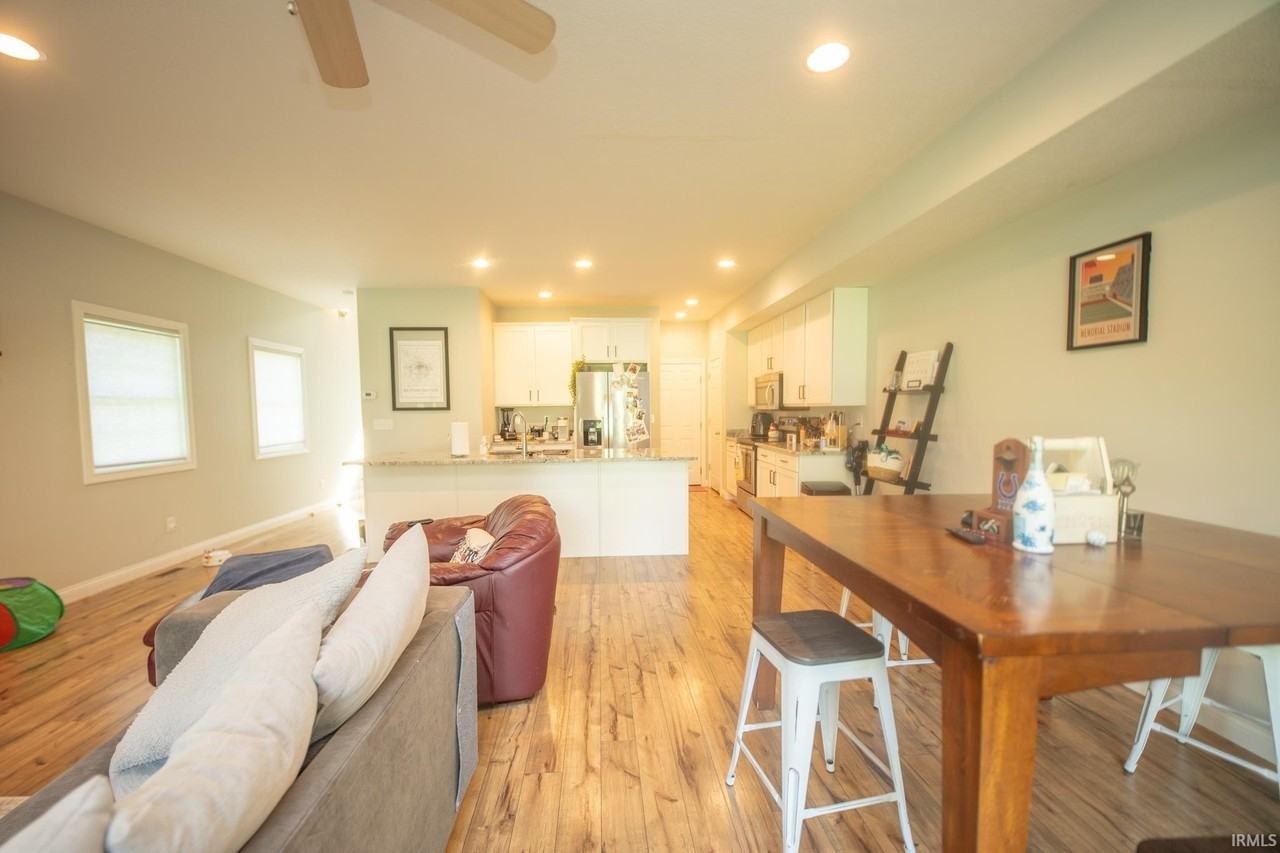 3138 S Cuffers Dr - Photo 5 of 34