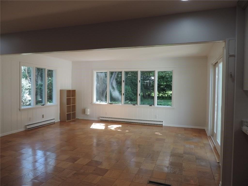 3765 East Ave - Photo 4 of 15