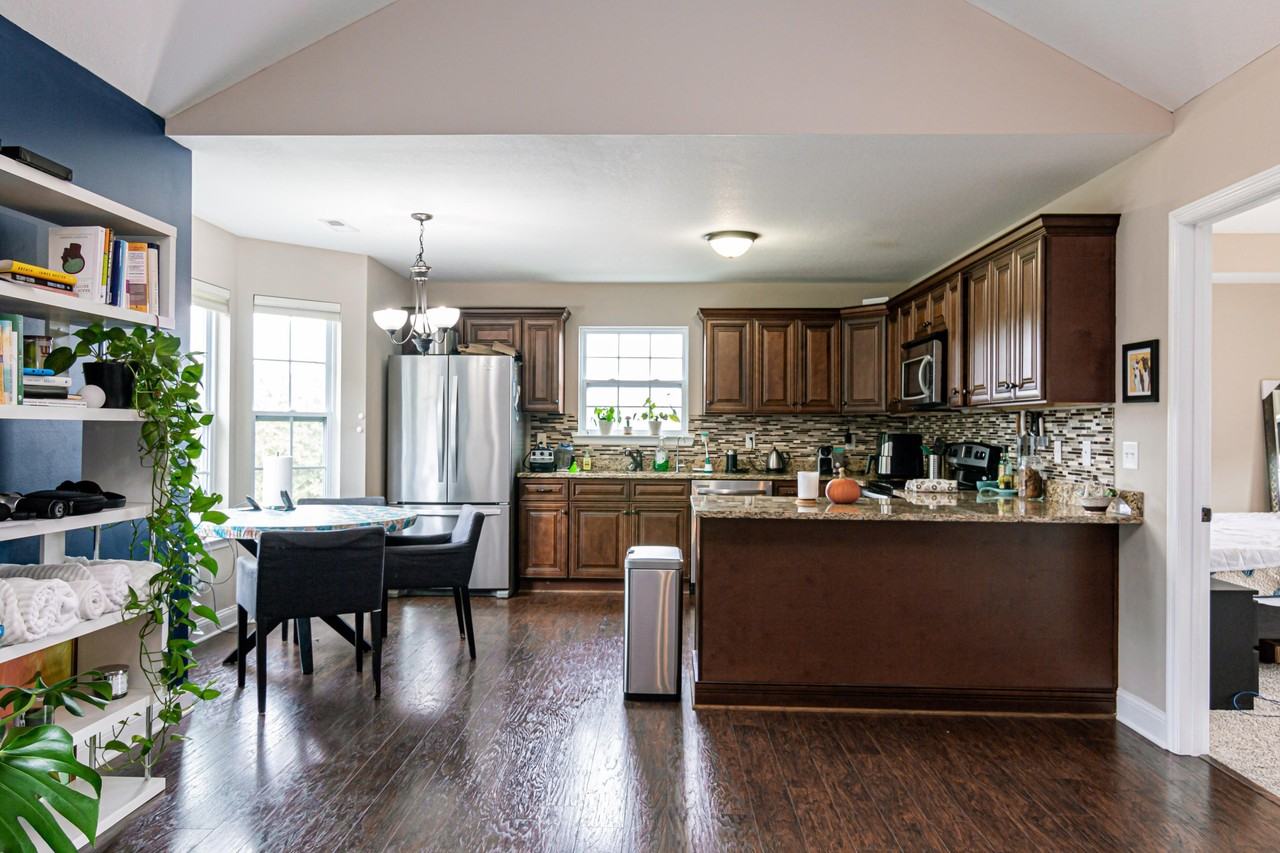 459 Titanium Dr - Photo 5 of 32