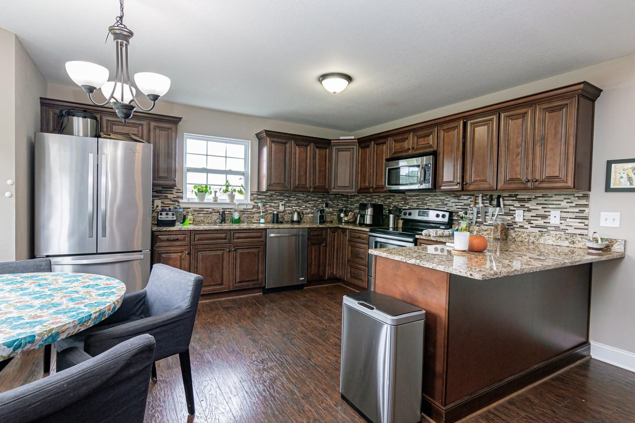 459 Titanium Dr - Photo 6 of 32
