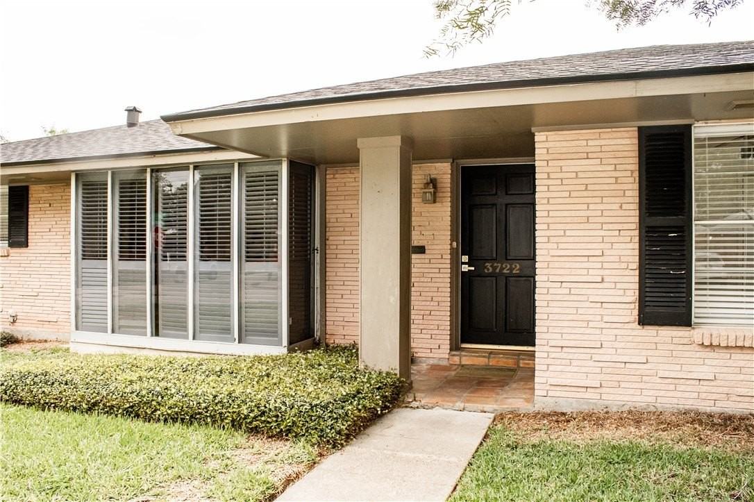 3722 Pope Dr - Photo 2 of 36