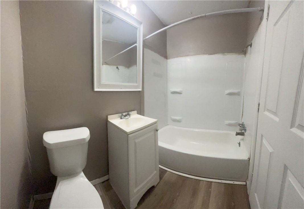 611 Lopez St - Photo 6 of 10