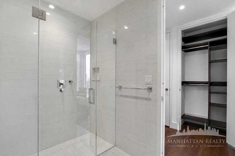 E 44th St #16L - Photo 7 of 9