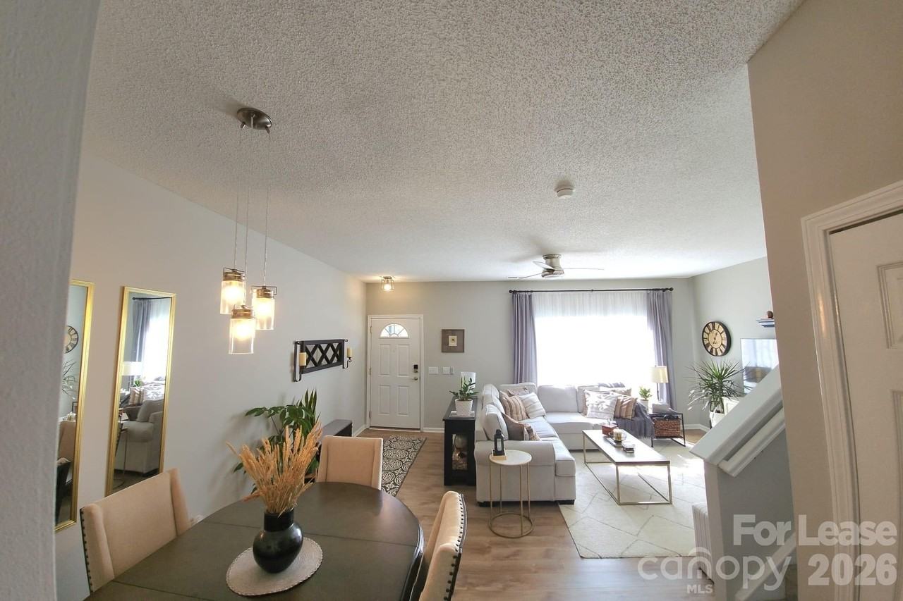 8049 Stoneham Ct - Photo 2 of 22