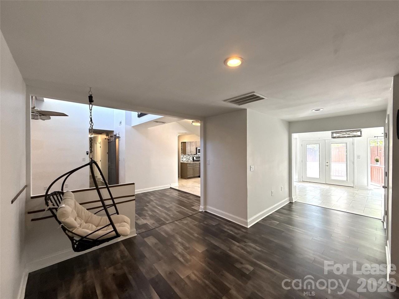 6814 Pence Rd - Photo 6 of 30