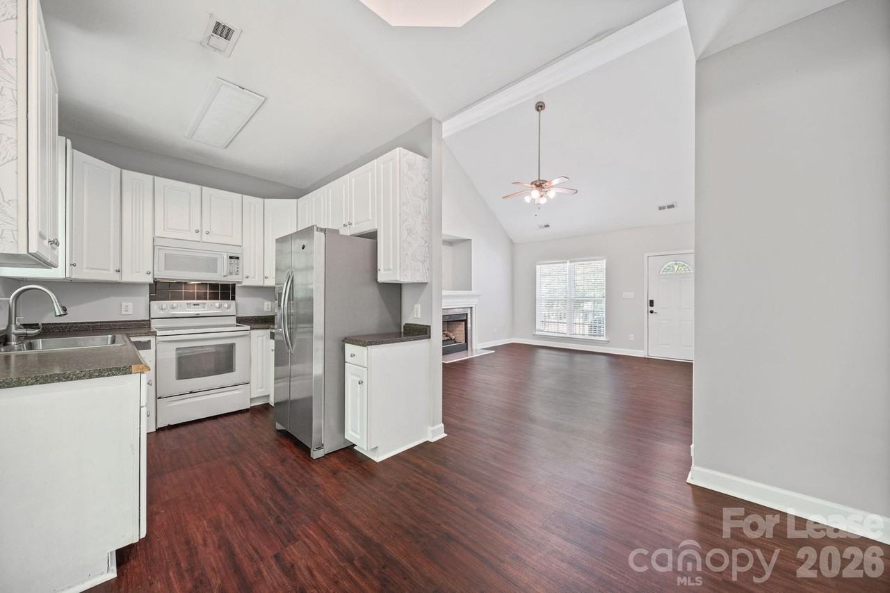 1728 Brian William Rd - Photo 4 of 15