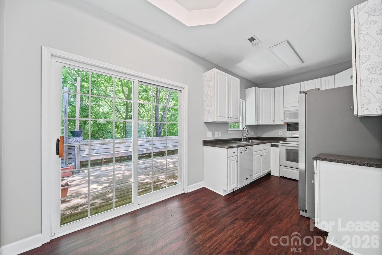 1728 Brian William Rd - Photo 5 of 15