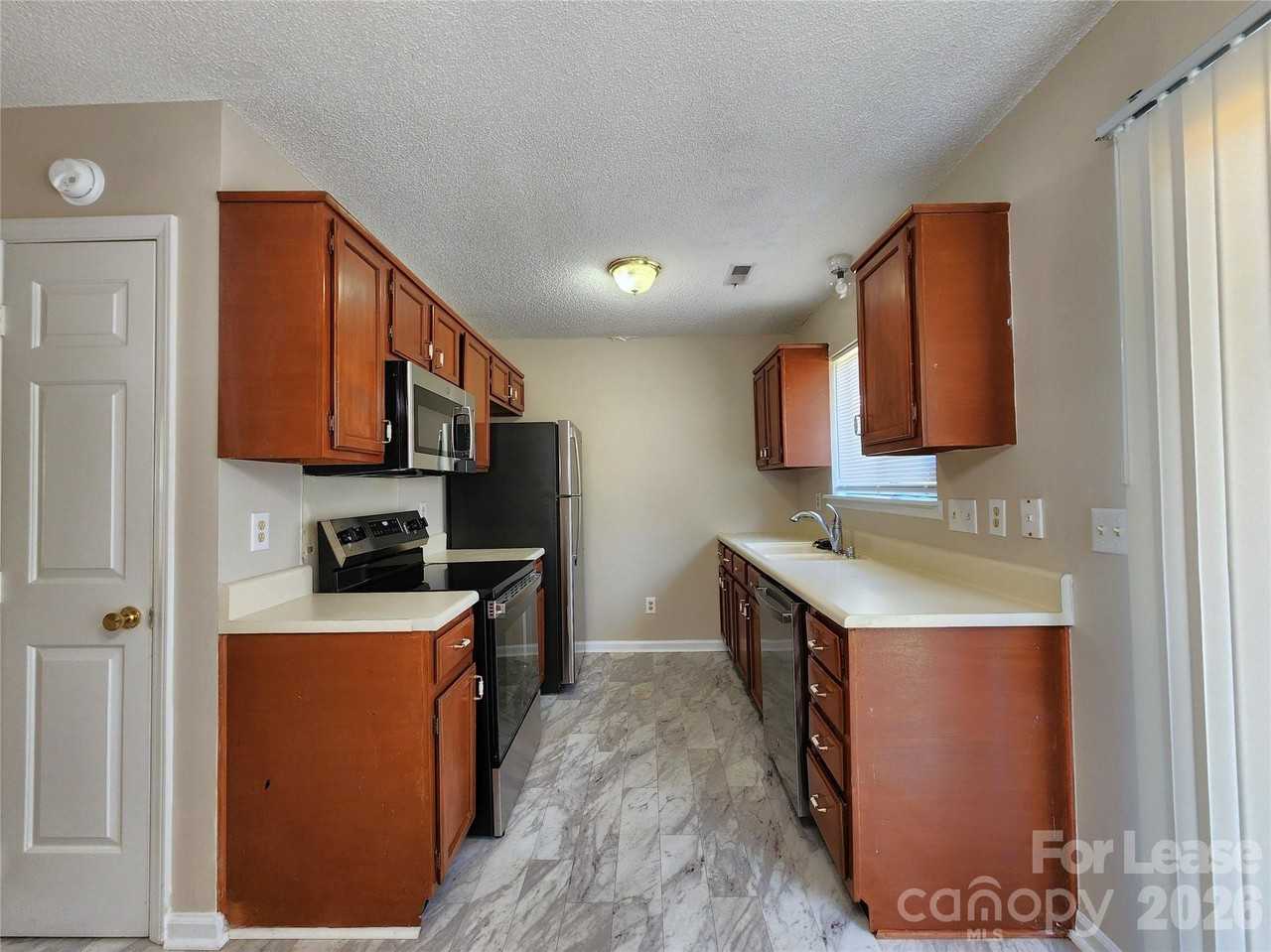 6227 Mayridge Dr - Photo 4 of 17