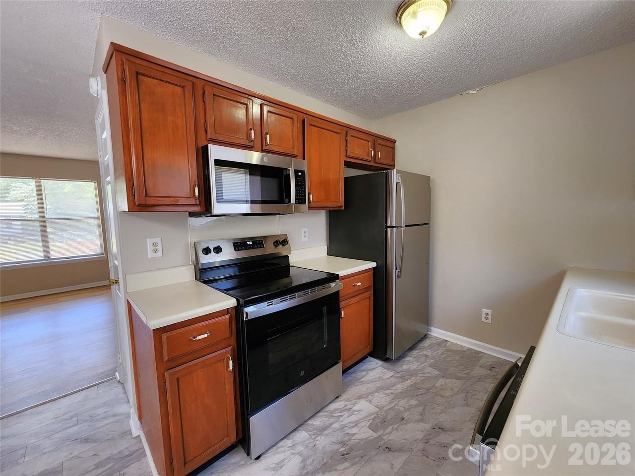 6227 Mayridge Dr - Photo 5 of 17