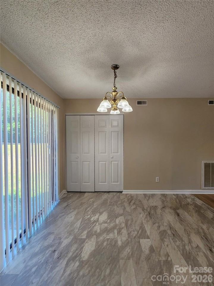 6227 Mayridge Dr - Photo 7 of 17