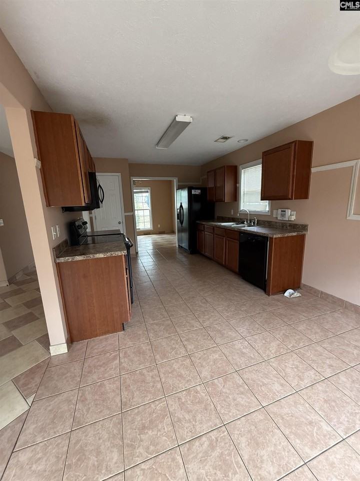 345 Peppercorn Ln - Photo 4 of 14