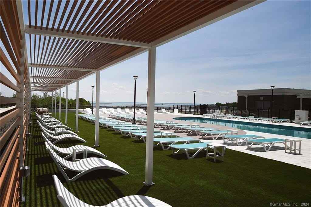 2 Harbor Point Rd S #1101 - Photo 6 of 13