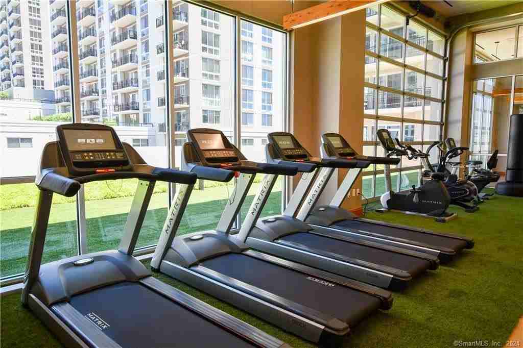 2 Harbor Point Rd S #1101 - Photo 7 of 13