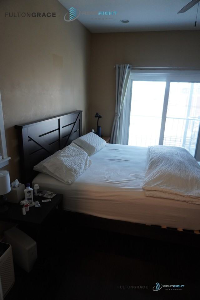 3322 W Eastwood Ave #2 - Photo 4 of 31