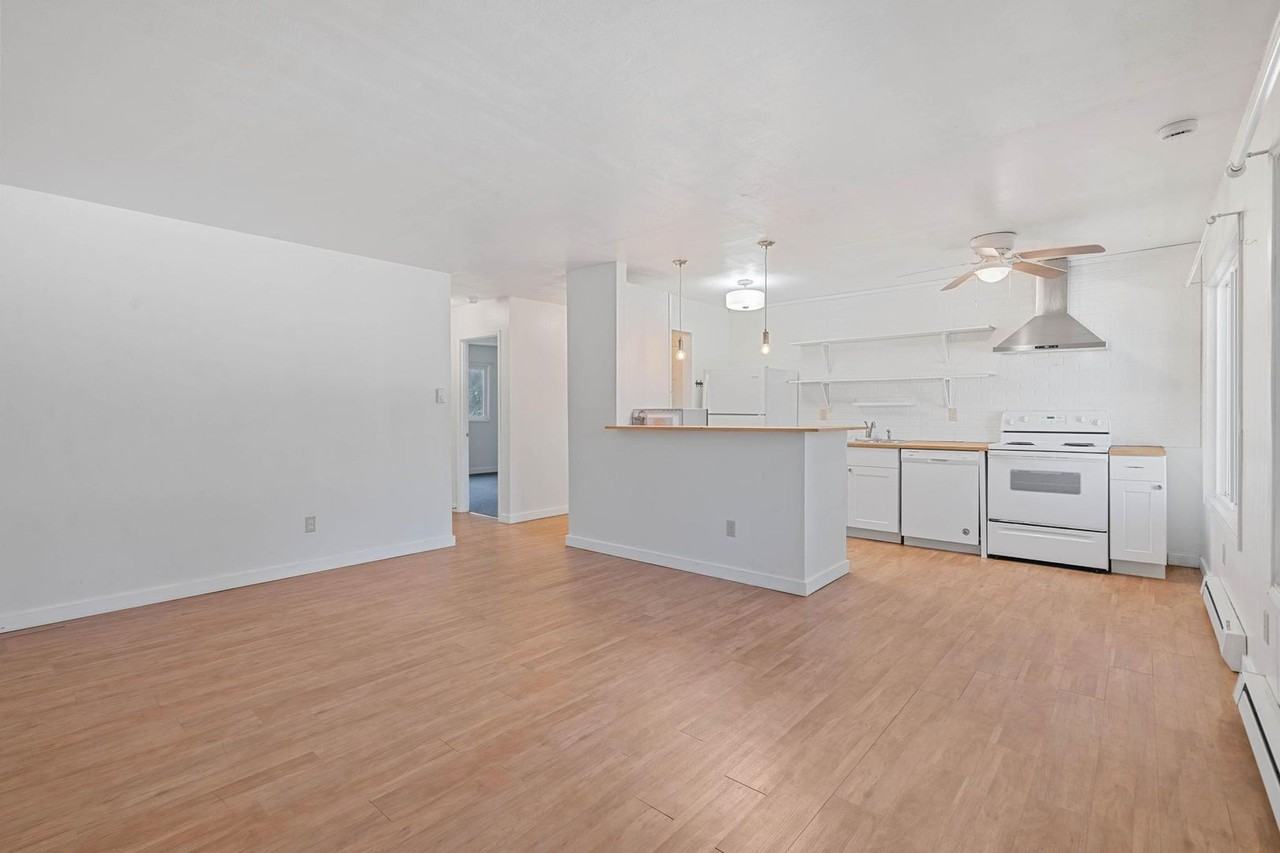 9228 N Saint Louis Ave #9232 - Photo 4 of 27