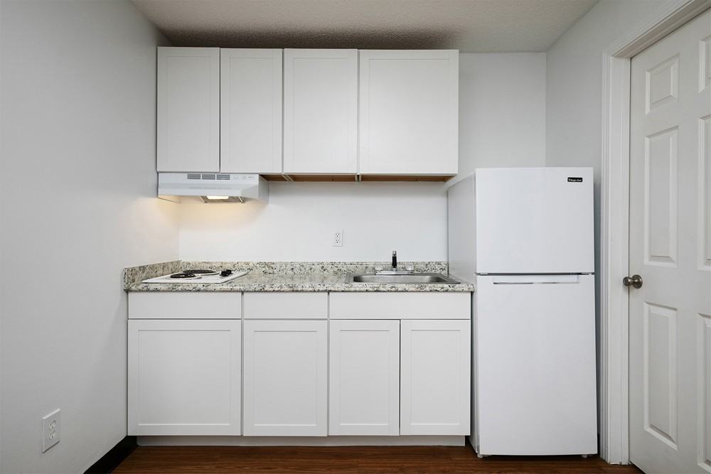 5475 Wade Green Road - Photo 4 of 5