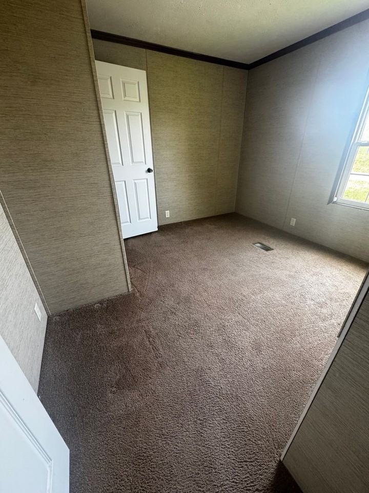 1606 Westfield Rd - Photo 3 of 12