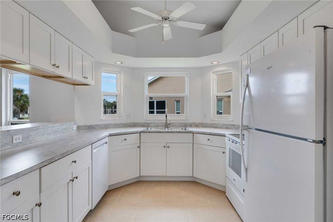 16840 Sanibel Sunset Ct #903 - Photo 2 of 21