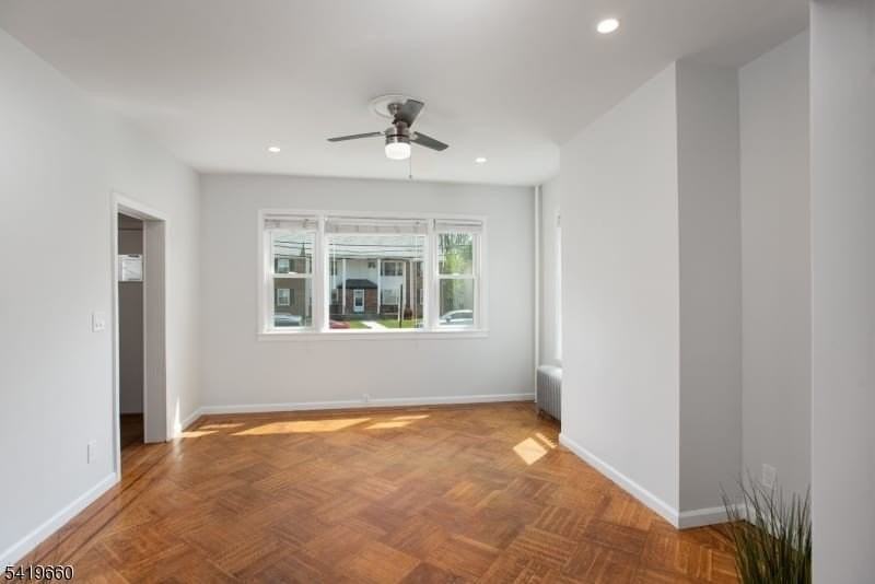 108 Thomas St - Photo 4 of 34