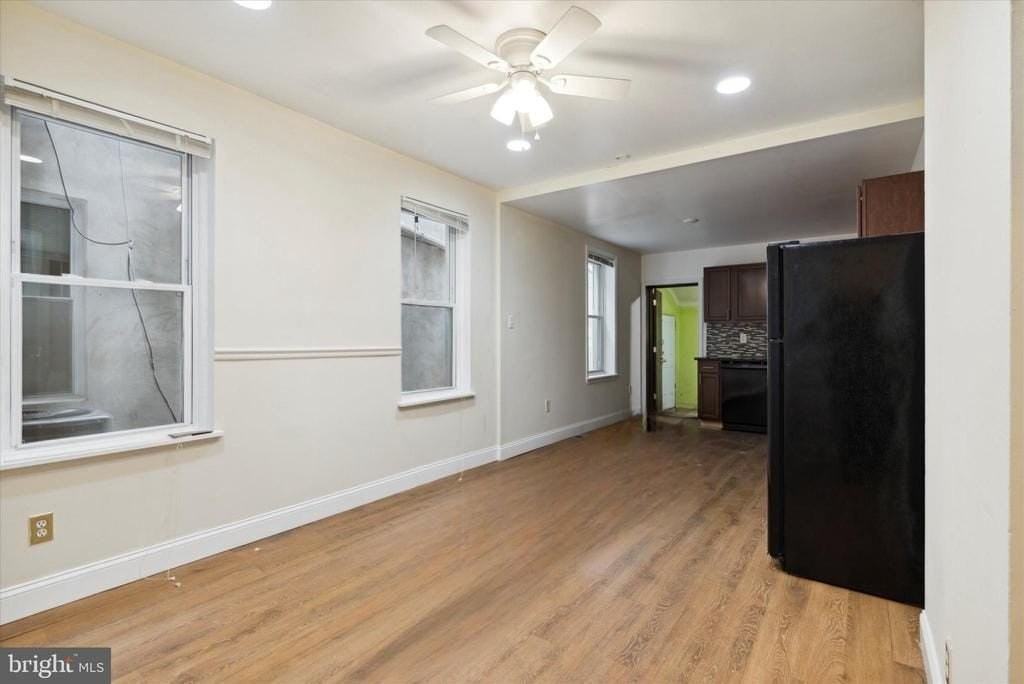 1723 N Willington St - Photo 7 of 32