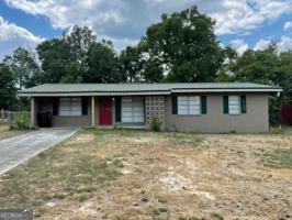 featured image of 113 Lakeview Dr