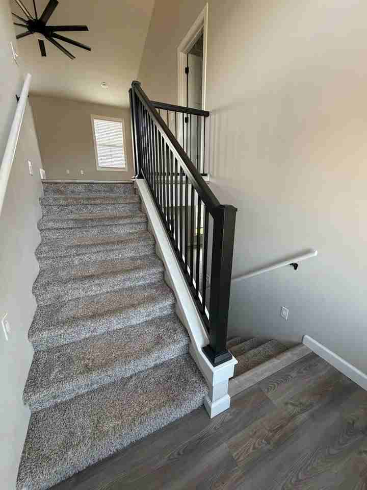 195 Majestic - Photo 7 of 24