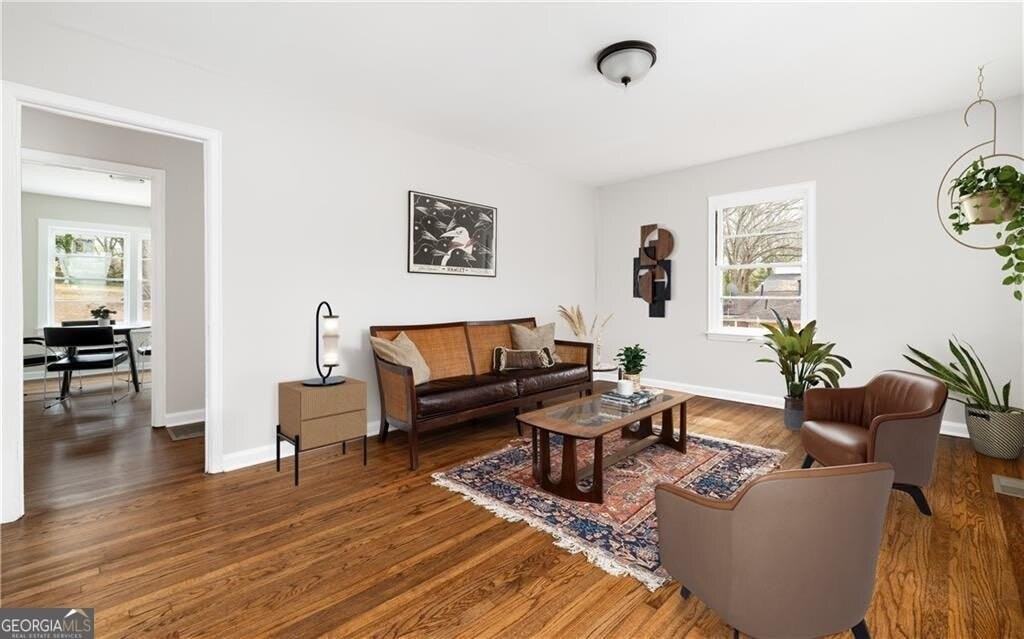 1338 Elizabeth Ave Sw - Photo 2 of 14