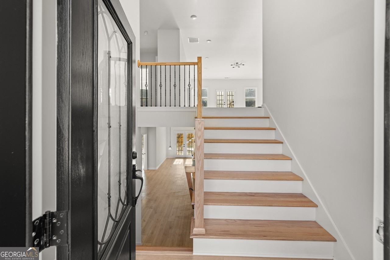 4400 Ross Estates Ct - Photo 4 of 50