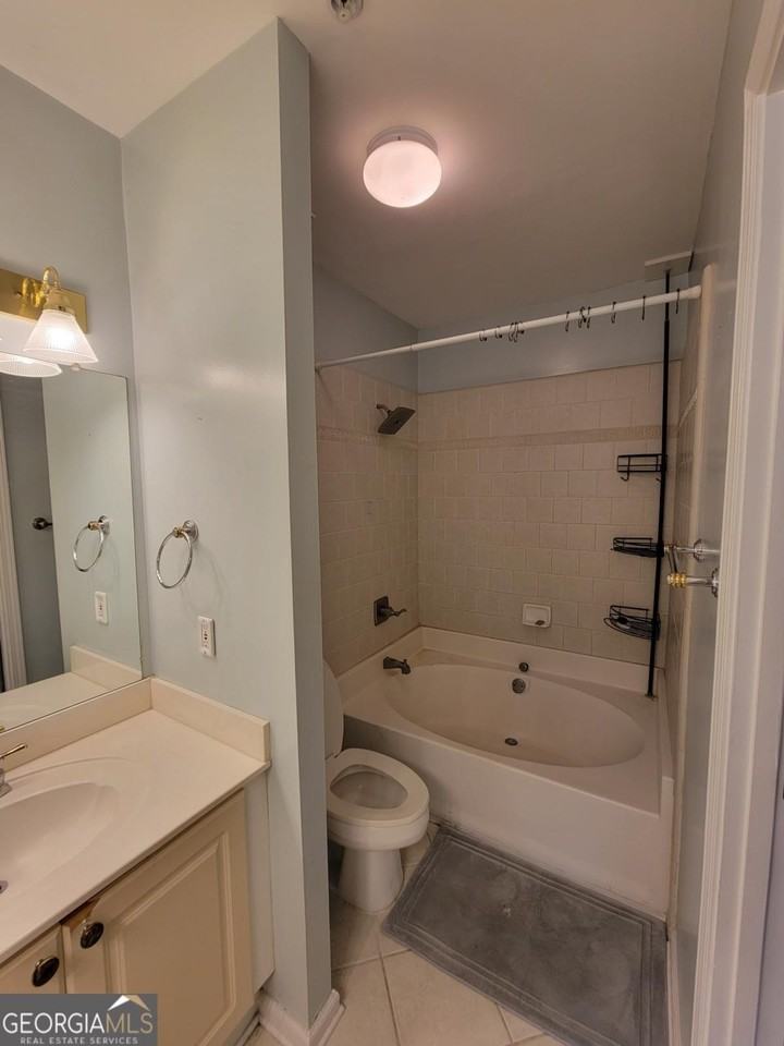 3334 Peachtree Rd Ne #404 - Photo 6 of 50
